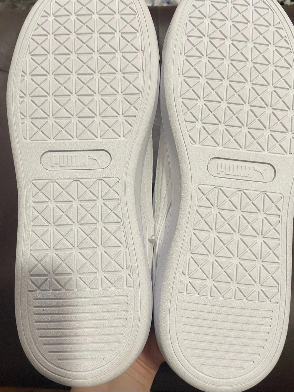 Puma Women's White Low-Top Lace-Up Sneakers Size 9.5